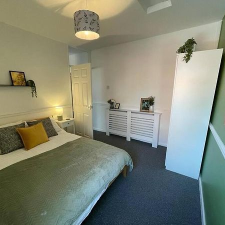 2 Bed Central Cardiff Apartment - Sleeps Five! Buitenkant foto